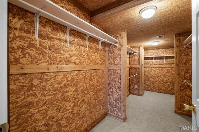 5427 Duchesne Parque Drive, Unincorporated, MO 63128