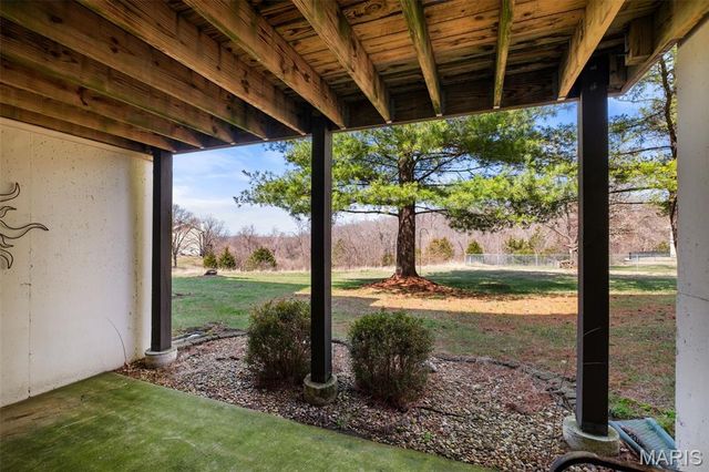 5427 Duchesne Parque Drive, Unincorporated, MO 63128