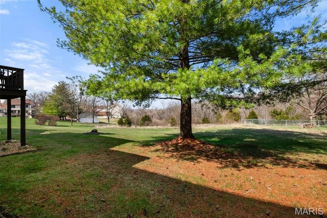 5427 Duchesne Parque Drive, Unincorporated, MO 63128