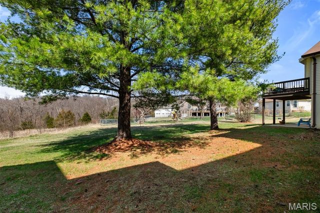 5427 Duchesne Parque Drive, Unincorporated, MO 63128