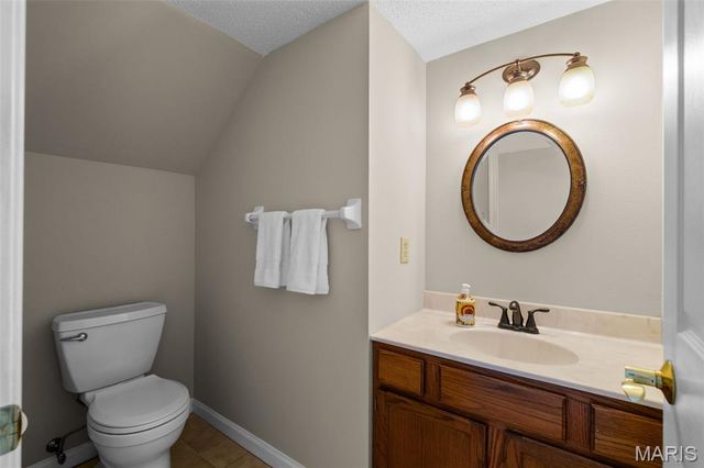 5427 Duchesne Parque Drive, Unincorporated, MO 63128