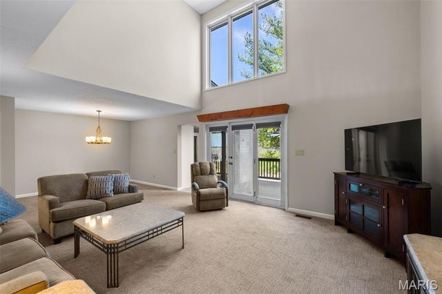 5427 Duchesne Parque Drive, Unincorporated, MO 63128