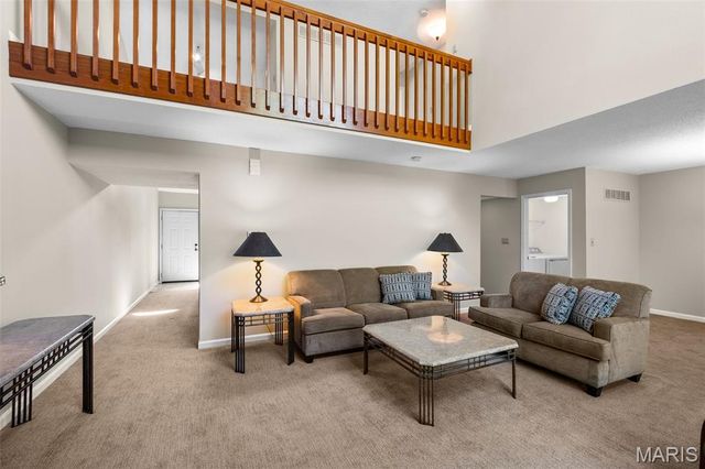 5427 Duchesne Parque Drive, Unincorporated, MO 63128