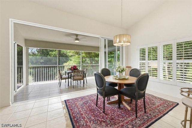 5300 Andover DR 202, Naples, FL 34110