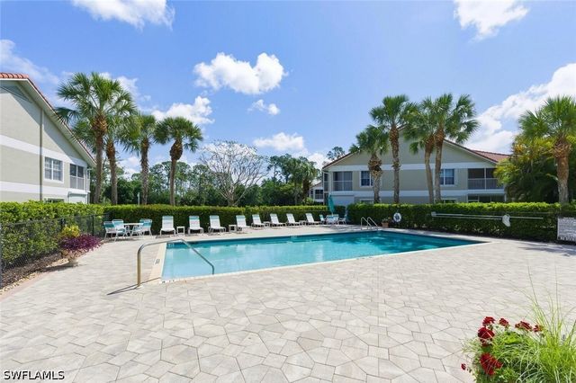 5300 Andover DR 202, Naples, FL 34110