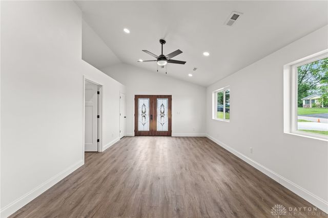 4124 Rosehill Drive, Beavercreek, OH 45431