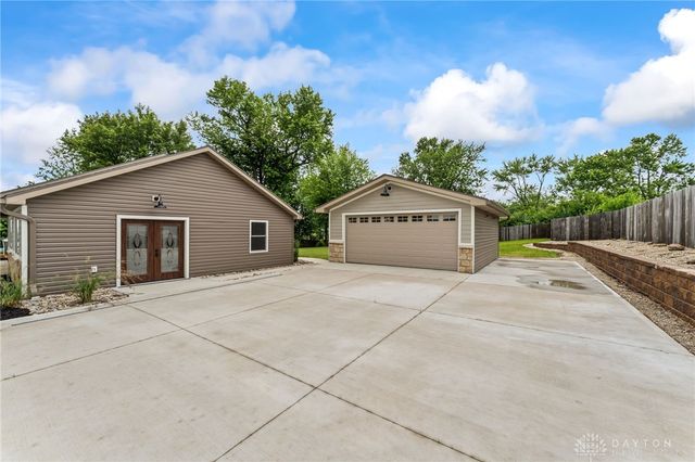 4124 Rosehill Drive, Beavercreek, OH 45431