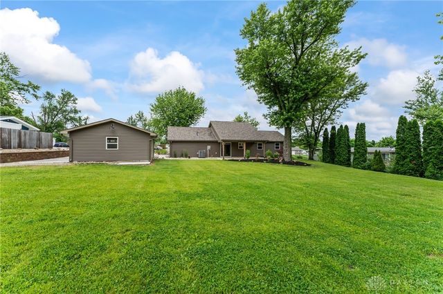 4124 Rosehill Drive, Beavercreek, OH 45431