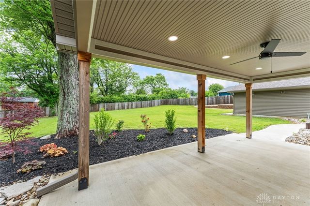 4124 Rosehill Drive, Beavercreek, OH 45431
