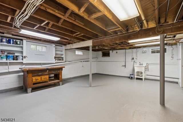 2799 Spruce St, Union Twp., NJ 07083