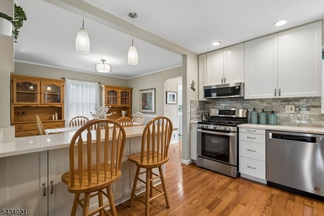 2799 Spruce St, Union Twp., NJ 07083