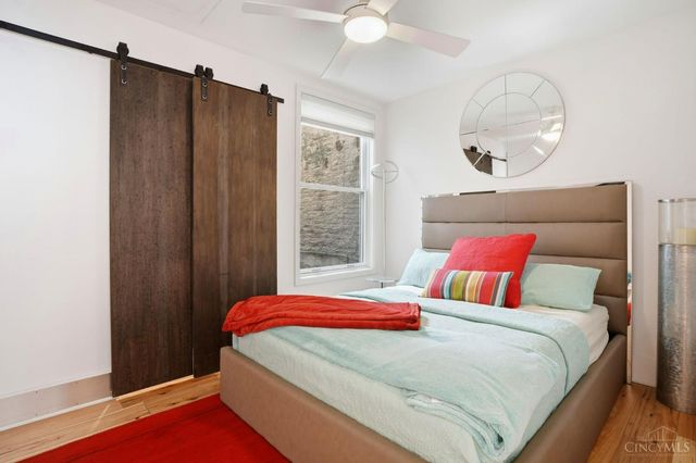 32 E Court Street, Cincinnati, OH 45202