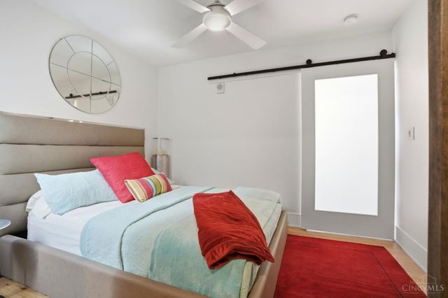 32 E Court Street, Cincinnati, OH 45202