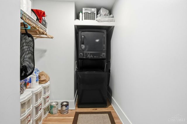 32 E Court Street, Cincinnati, OH 45202