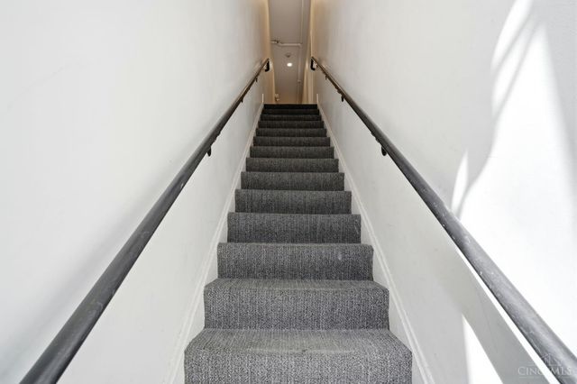 32 E Court Street, Cincinnati, OH 45202