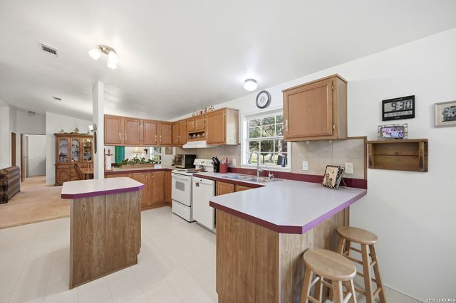 1534 S US HIGHWAY 281, Blanco, TX 78606