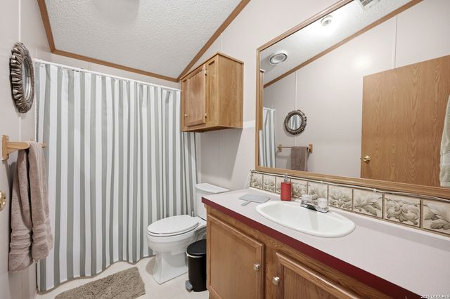 1534 S US HIGHWAY 281, Blanco, TX 78606