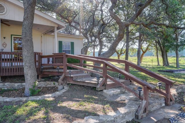 1534 S US HIGHWAY 281, Blanco, TX 78606