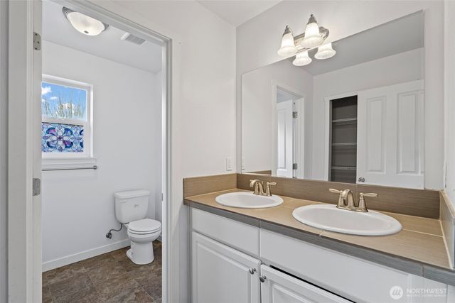 254 Parkside Loop, Chehalis, WA 98532