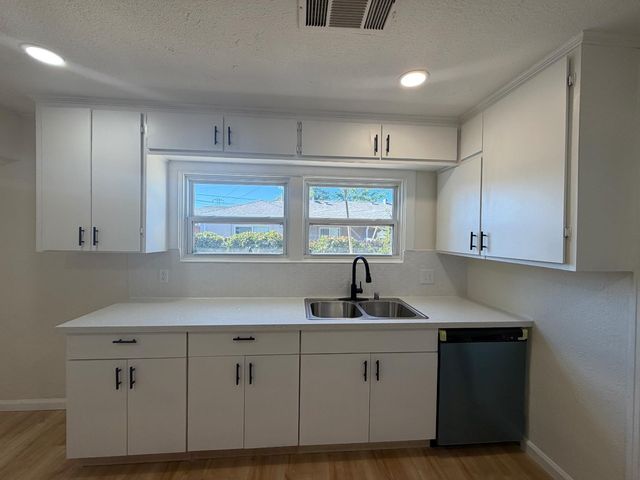 2665 Princeton St, Sacramento, CA 95815
