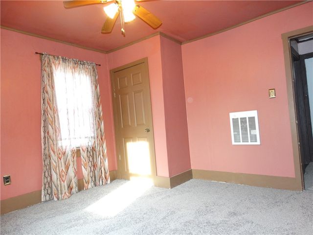114 Beallsville Rd, Bentleyville, PA 15314