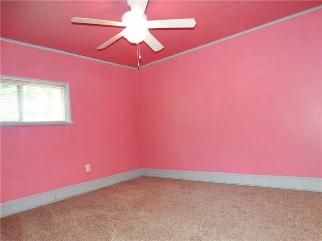 114 Beallsville Rd, Bentleyville, PA 15314