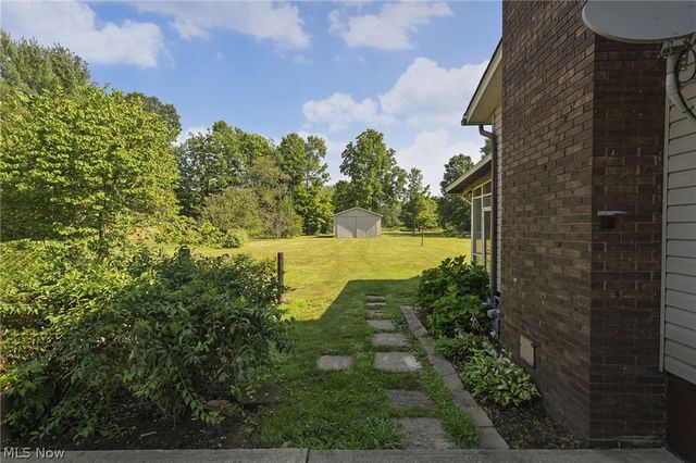 2652 Blake Road, Wadsworth, OH 44281