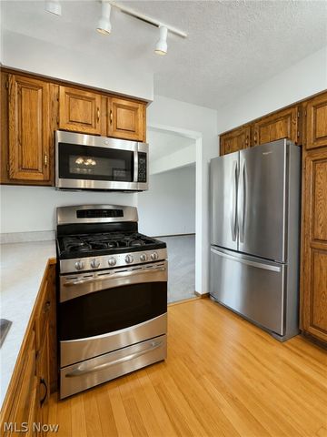 2652 Blake Road, Wadsworth, OH 44281