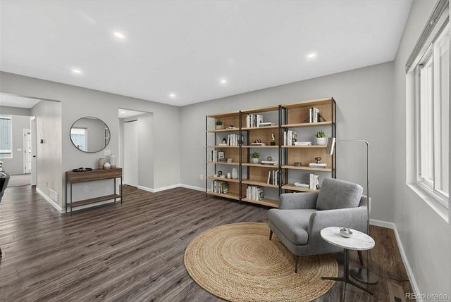 1700 S Helena Street, Aurora, CO 80017