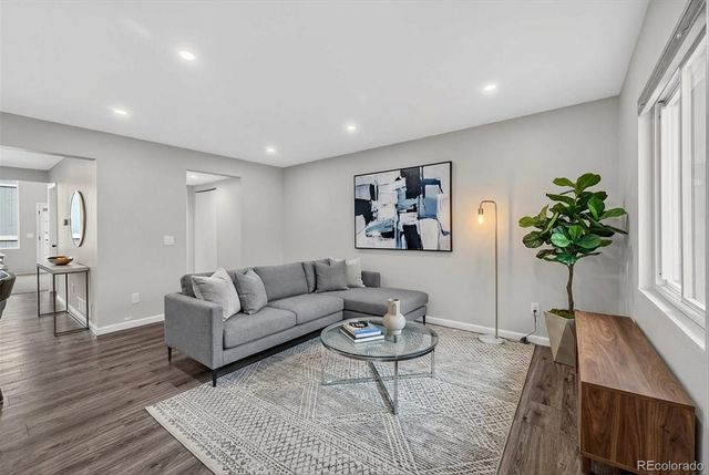 1700 S Helena Street, Aurora, CO 80017