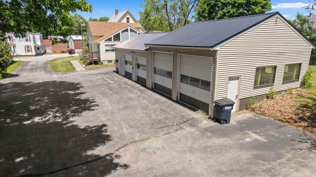 7 School Street, Allenstown, NH 03275