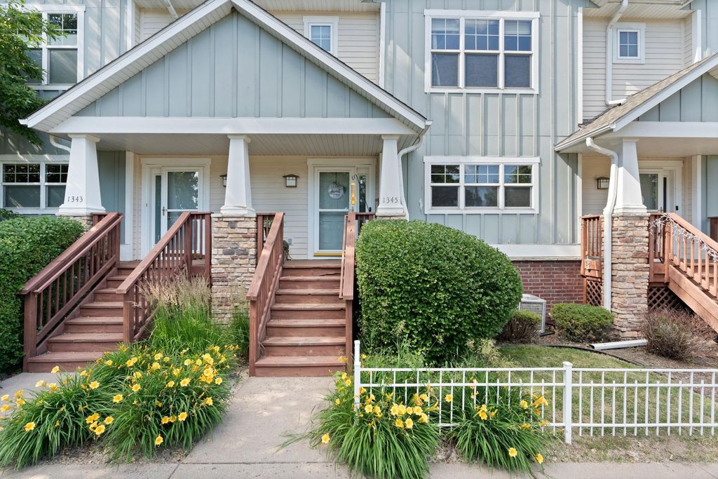 1345 E Magnolia Avenue E 1345, Saint Paul, MN 55106