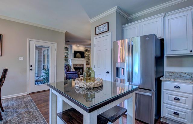 2 Park Ridge Drive, Maumelle, AR 72113