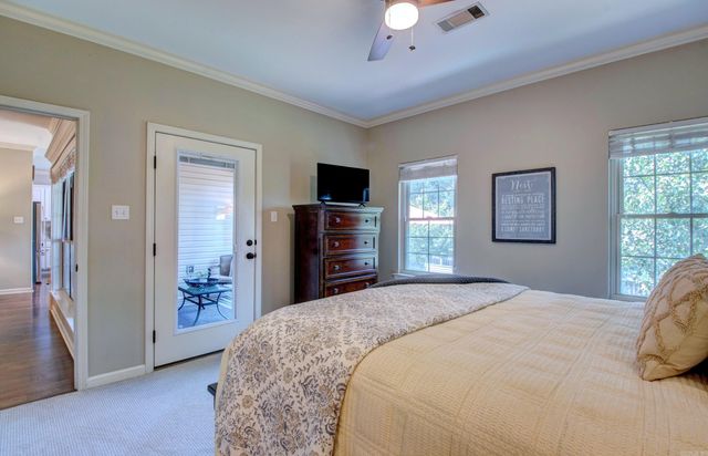 2 Park Ridge Drive, Maumelle, AR 72113