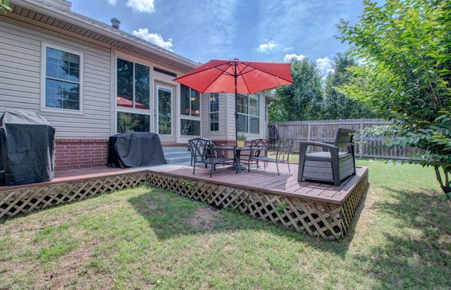 2 Park Ridge Drive, Maumelle, AR 72113