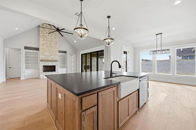 128 Aledo Heights Drive, Aledo, TX 76008