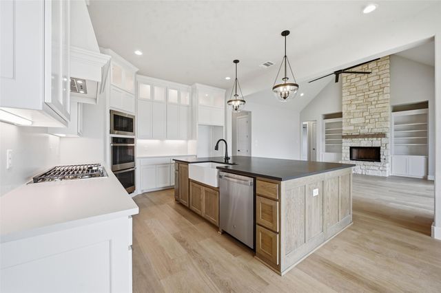 128 Aledo Heights Drive, Aledo, TX 76008