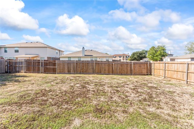1429 Cherokee Rose Lane, Burleson, TX 76028
