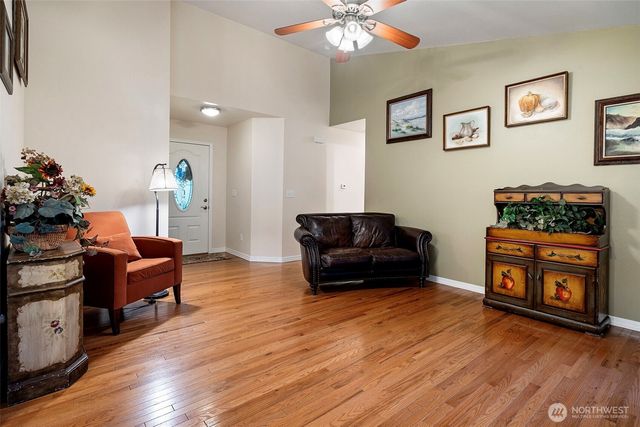 2619 194th Avenue SW, Lakebay, WA 98349