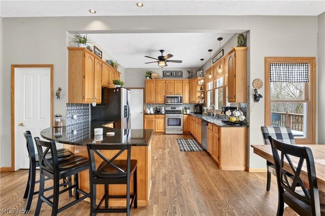 7582 Wilton Lane, North Royalton, OH 44133