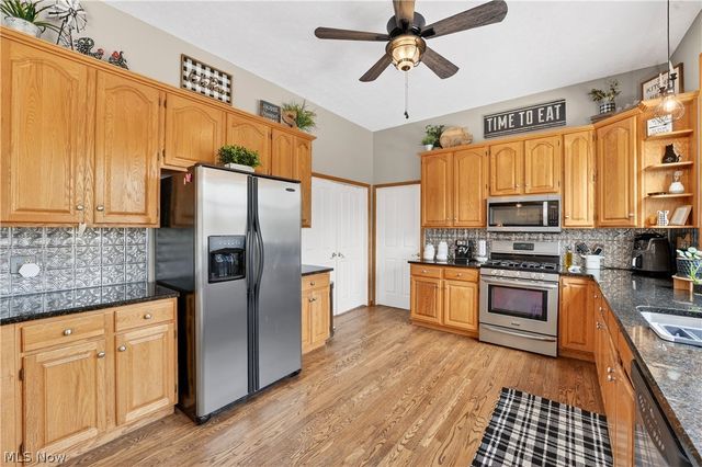 7582 Wilton Lane, North Royalton, OH 44133