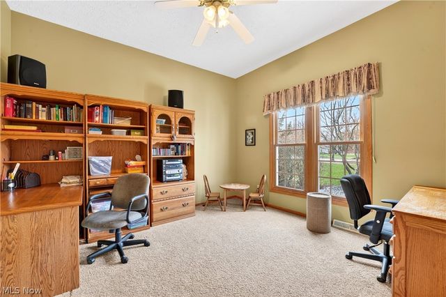 7582 Wilton Lane, North Royalton, OH 44133