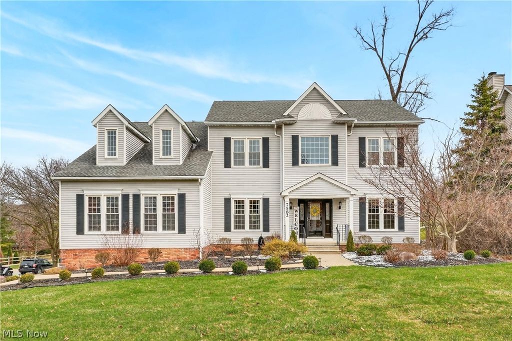 7582 Wilton Lane, North Royalton, OH 44133