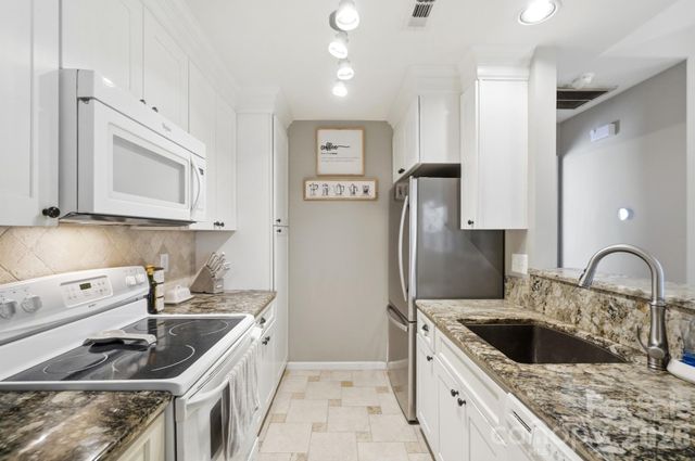 108 Fox Glove Drive, Mooresville, NC 28115