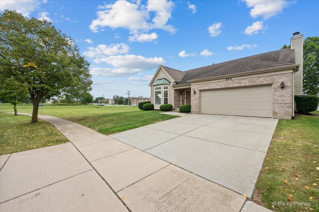 664 Mayfair Drive, Carol Stream, IL 60188 — photo 3