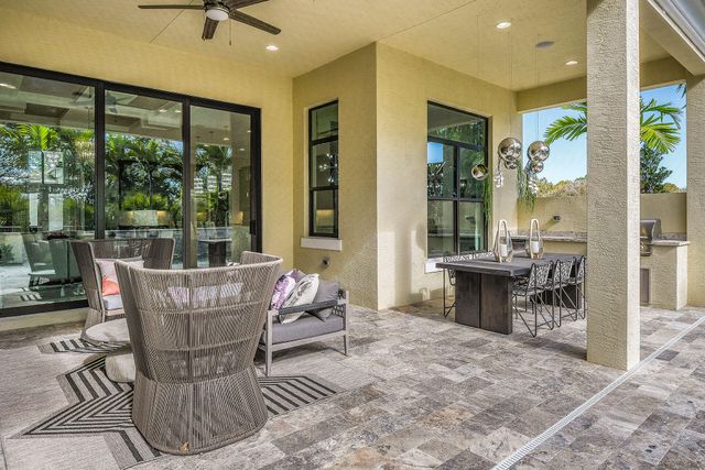 13294 Artisan Circle, Palm Beach Gardens, FL 33418