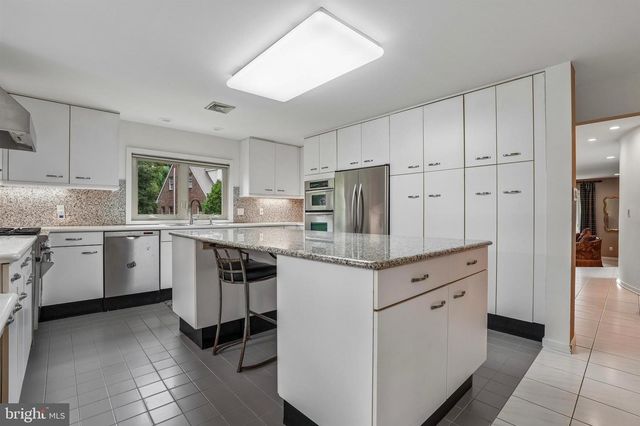 3 BARLEY WAY, Horsham, PA 19044