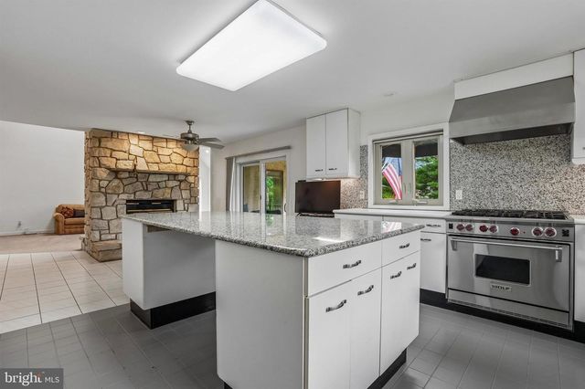 3 BARLEY WAY, Horsham, PA 19044
