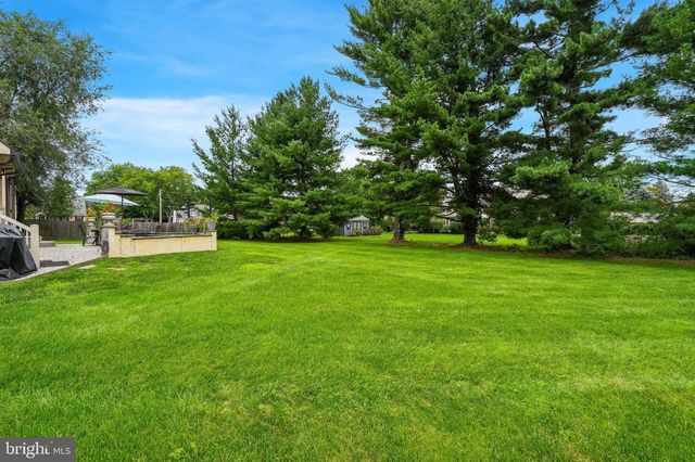 3 BARLEY WAY, Horsham, PA 19044