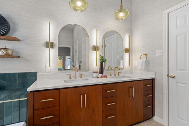 1014 Hackberry DR, Pflugerville, TX 78660